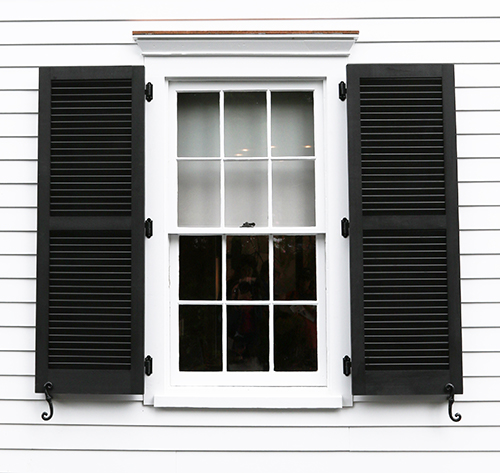 Exterior louvered shutters discount